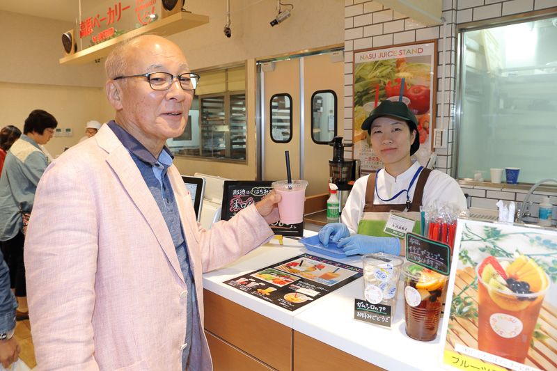 「高原ベーカリー by APETITO」で「とちおとめジャージーヨーグルト」（600円）を購入