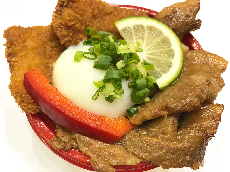 秩父わらじ豚味噌丼