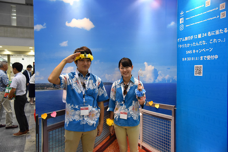 Ms.GuamのティアラをイメージしたプロップスなどでSNS映えする1枚が撮れるブースも