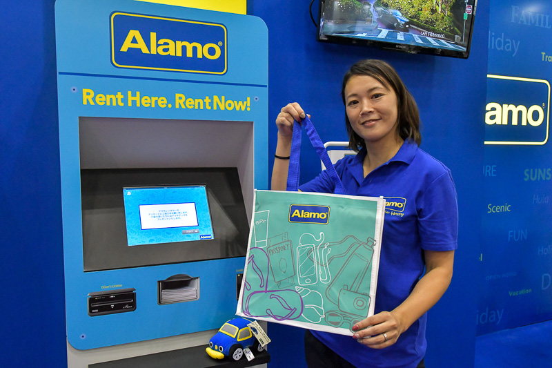 アンケートに答えるともらえるオリジナルトートバッグ