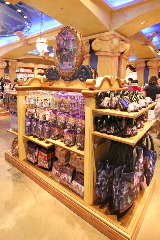 「ザ・ヴィランズ・ワールド」の特設コーナー