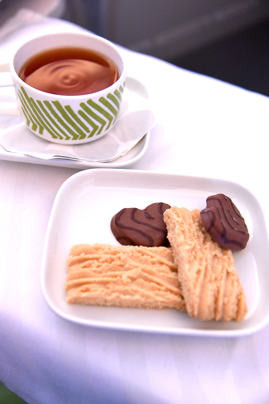 「ショートブレット または ゲイシャチョコのクッキー」