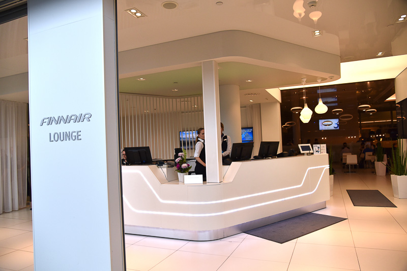 36番と37番ゲートの間のフィンエアーのラウンジ