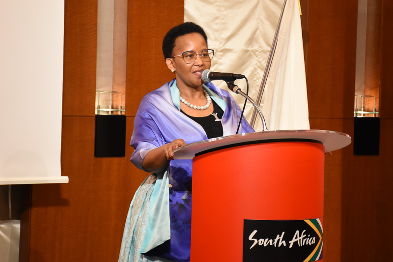 南アフリカ共和国 観光大臣 トコジレ・カーサ氏