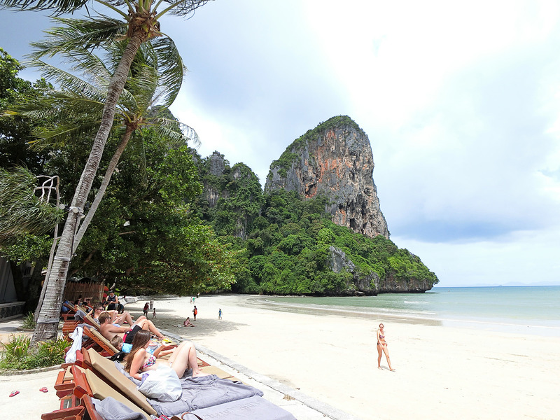 この「ライレイ ウェスト ビーチ」はクラビでも人気のあるビーチの一つ