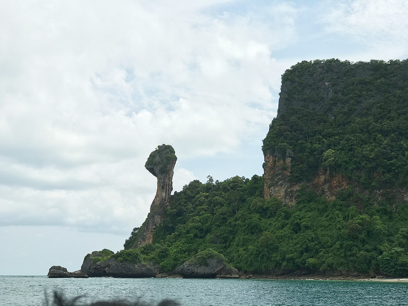 チキン（ガイ）島。ガイとはタイ語でニワトリ、鶏肉の意味