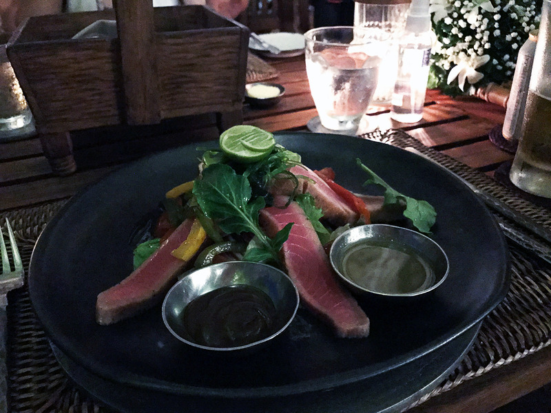 ボリュームたっぷりサーモンのサラダ