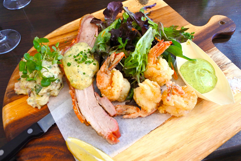 「Three Little Pigs Bar & Bistro」のランチメニュー