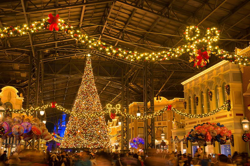 ワールドバザールのクリスマスツリー