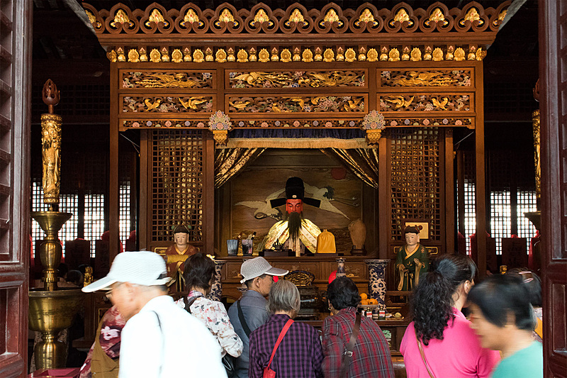 上海の城隍神である「秦裕伯」が祭られている