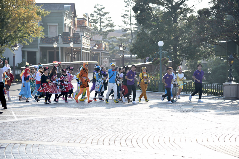 再びキャッスル・フォアコートへ戻って来てから、各テーマランドへ