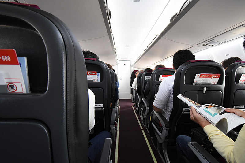 着席時の通路の様子