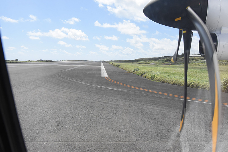 エンジン始動から離陸まで