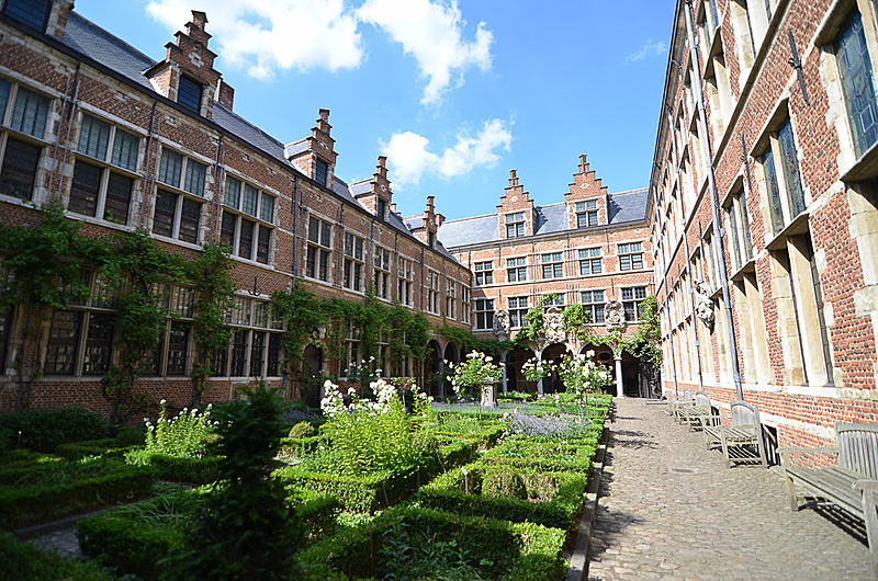 そしてここも庭園がすばらしい