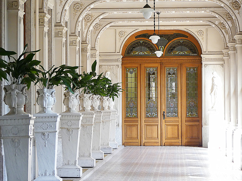 教会や音楽室、食堂などほかの部屋も見学できます