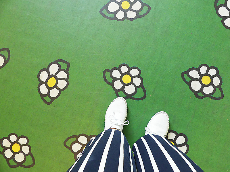 隅から隅までとにかく可愛い。足元も、トイレまでも！