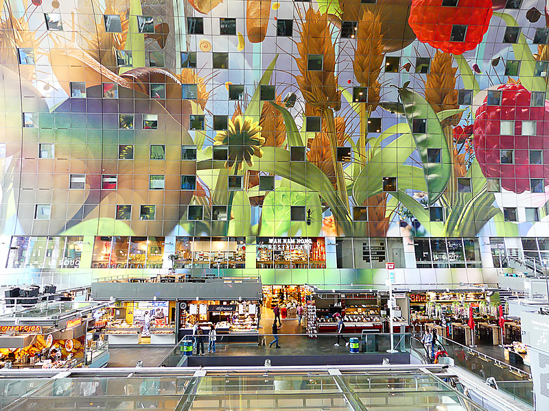 内部の壁画がすばらしい