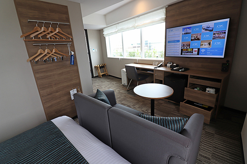 L字型でほぼ2部屋のような作り