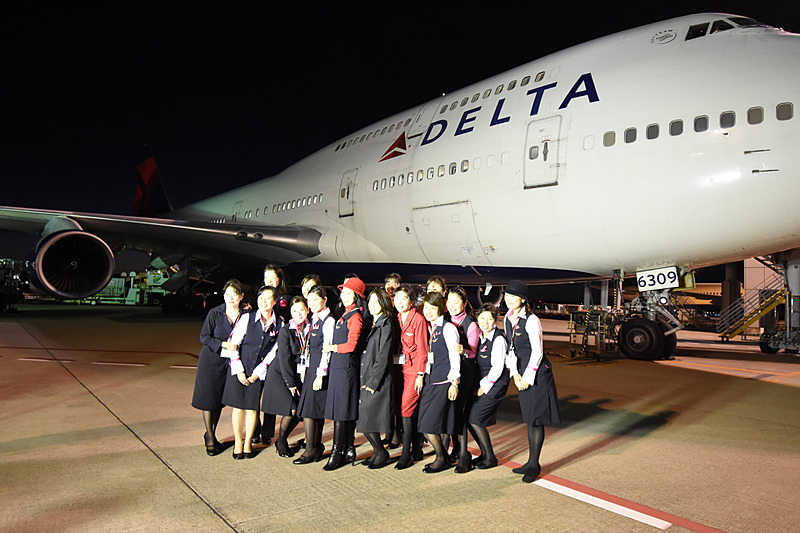 次々と記念撮影していた