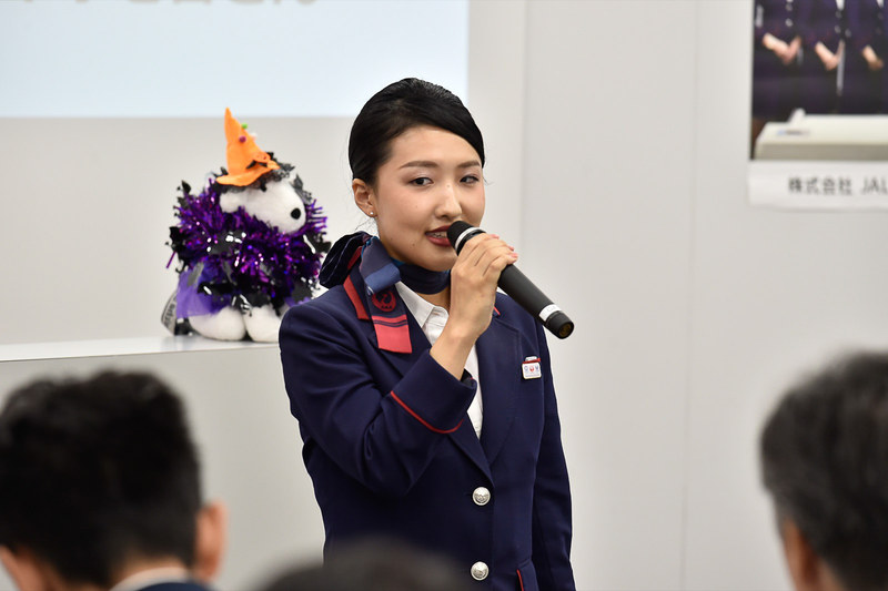 田崎七音氏（オペレーション部 第4グループ）