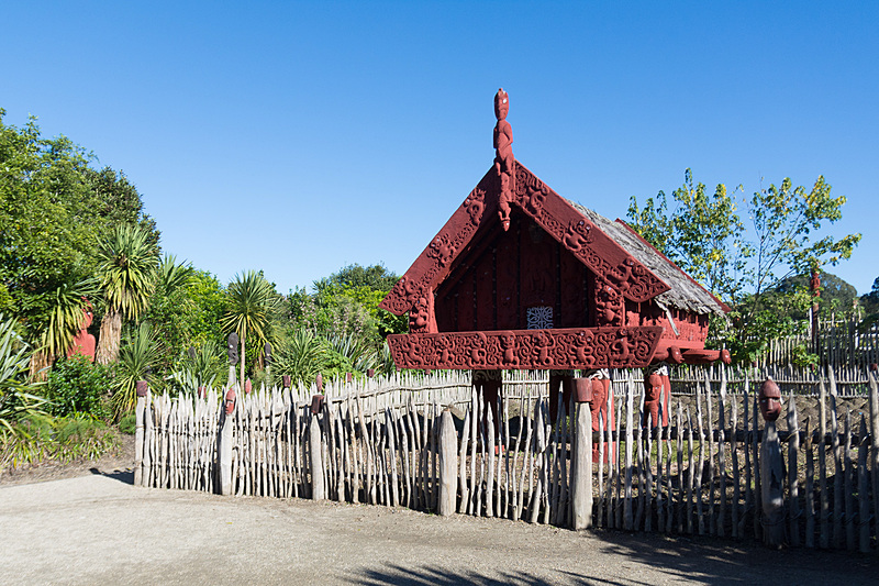 マオリの穀物生産をテーマにした「Te Parapara Garden」。高床式倉庫のような祭壇など、同じ島国出身者として文化の伝来の不思議さに思いを馳せる