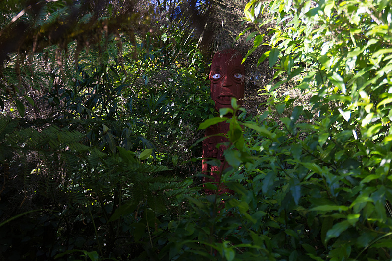 マオリの穀物生産をテーマにした「Te Parapara Garden」。高床式倉庫のような祭壇など、同じ島国出身者として文化の伝来の不思議さに思いを馳せる