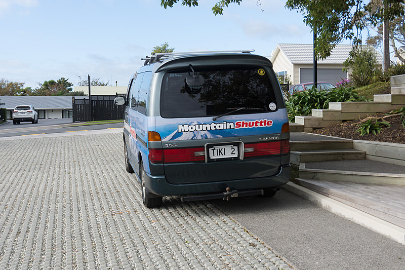 TOP Guidesはニューポリマスで滞在していたホテルとトレッキングコースの間を送迎してもらえる（料金別途）