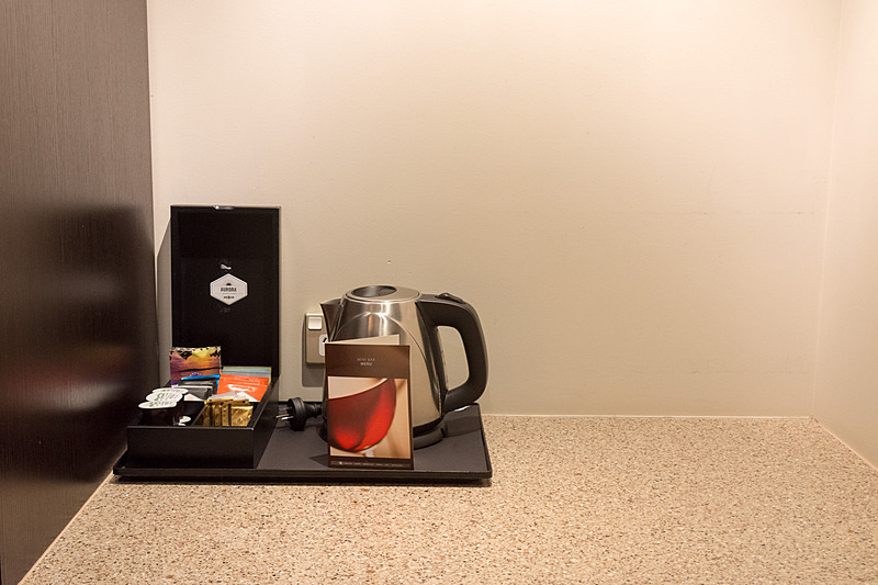 フリーのコーヒーと紅茶を用意