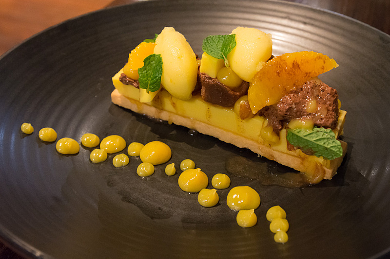 フォンダンショコラやライ麦アイスなどをアレンジしたスイーツ