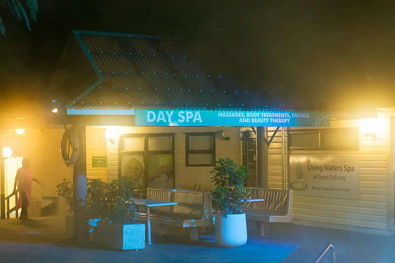 マッサージなどのスパも