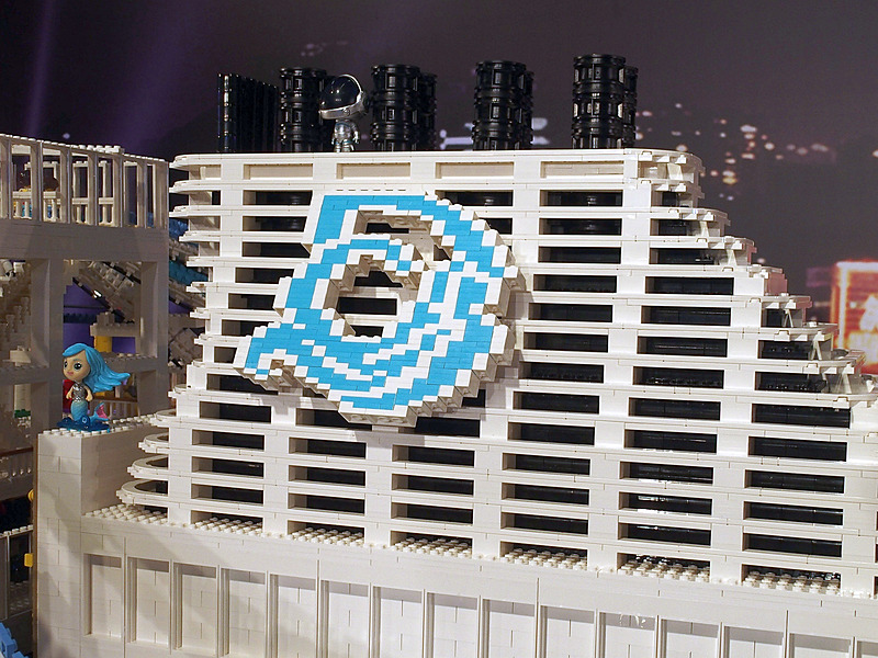 船名、社名、そしてファンネルマークまでそれっぽく