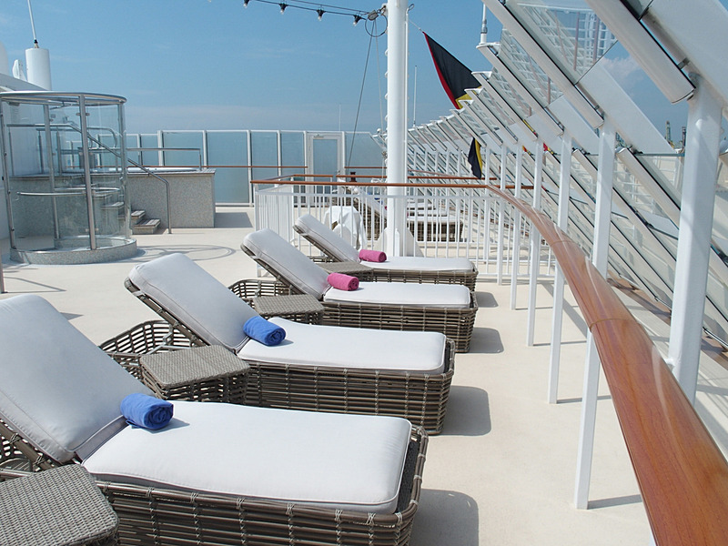 さらにここからDream Palace乗客だけが利用できるエリアにアクセス可能だ