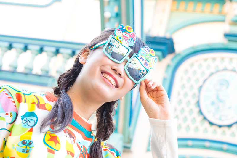 「ファッション用グラス」（2000円）