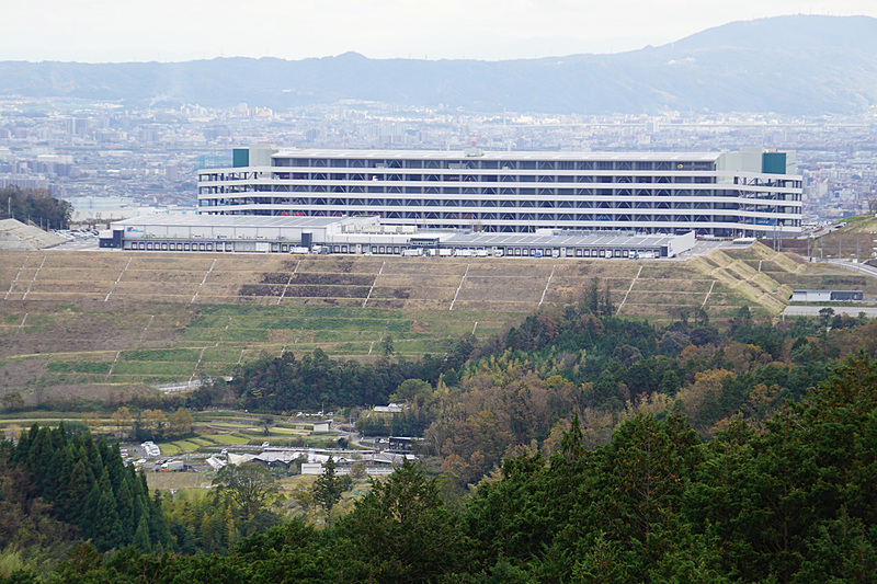 茨木市や物流事業者の担当者から物流センターの設置など沿線の開発が進んでいることが示された