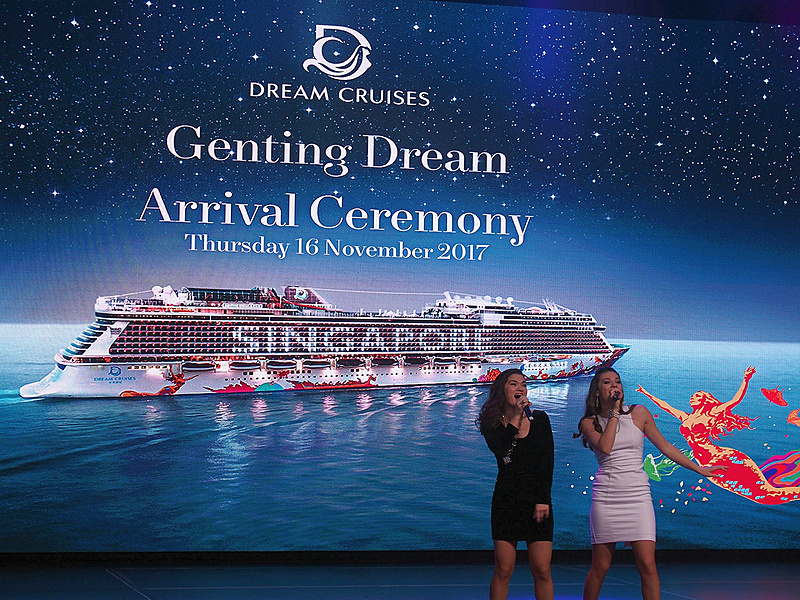 ゲンティン ドリームのZODIAC THEATERで実施したシンガポール就航記念式典