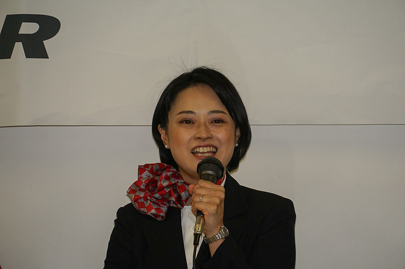 株式会社ジェイエア 客室業務員部 ライン第1グループ グループ長の相原未乃氏