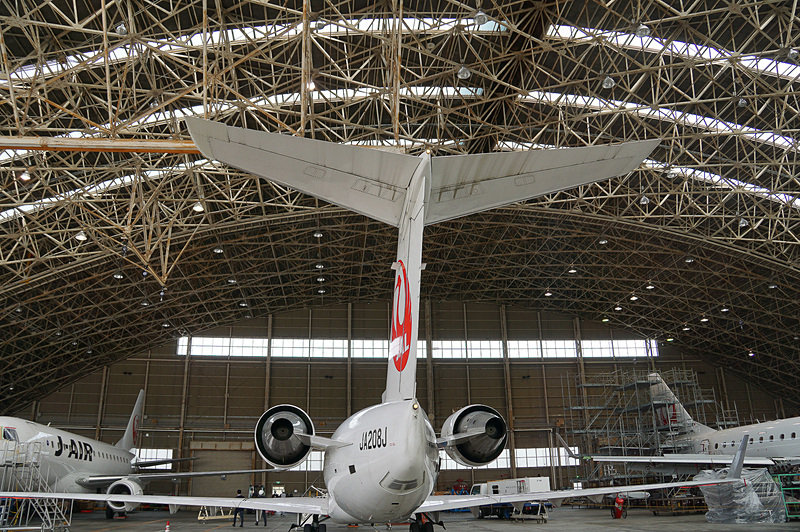 ボンバルディア CRJ200型機の外観