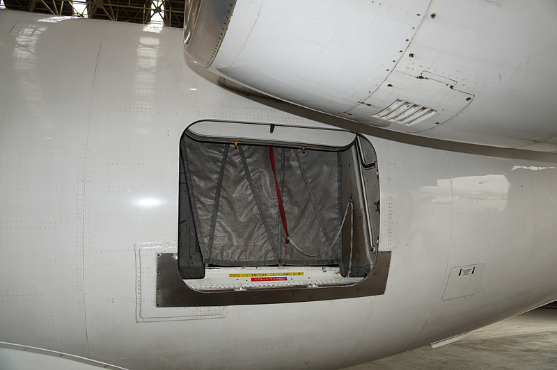 ボンバルディア CRJ200型機の外観