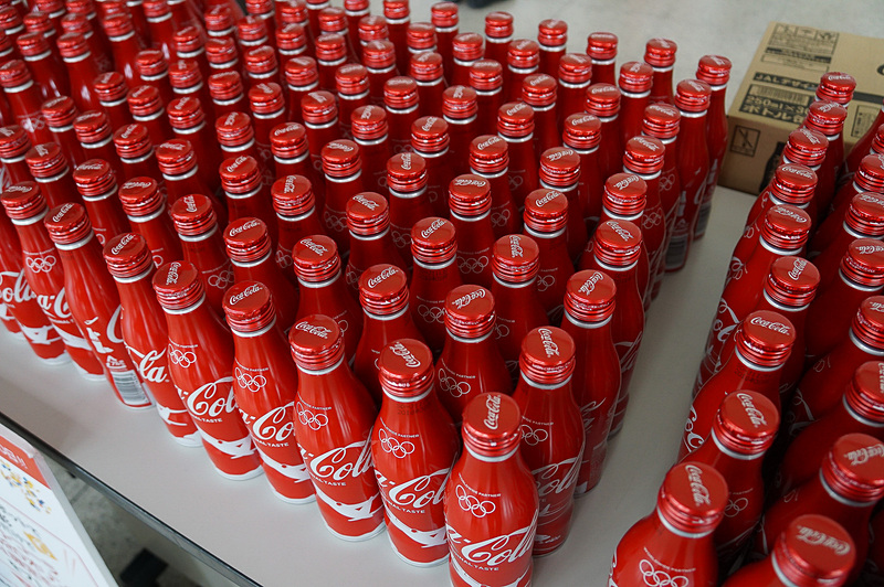 コカ・コーラ東京2020オリンピックJAL限定モデル缶