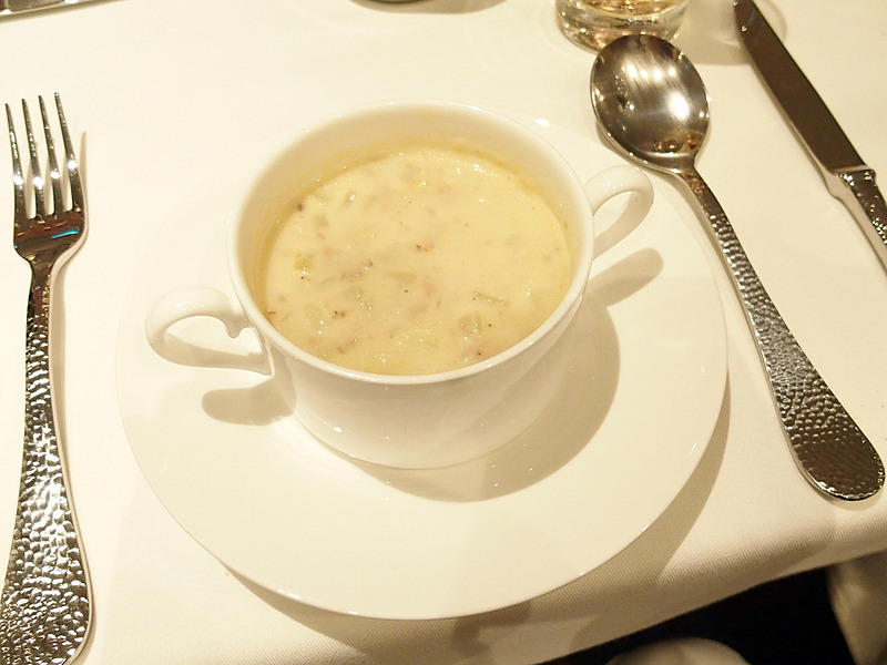 クラムチャウダーに続いて