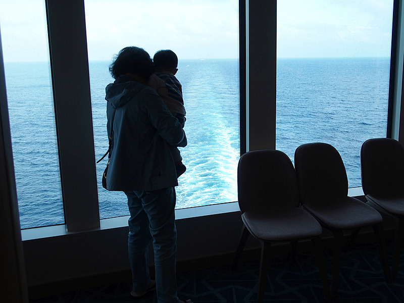 三世代で乗船している家族も多い