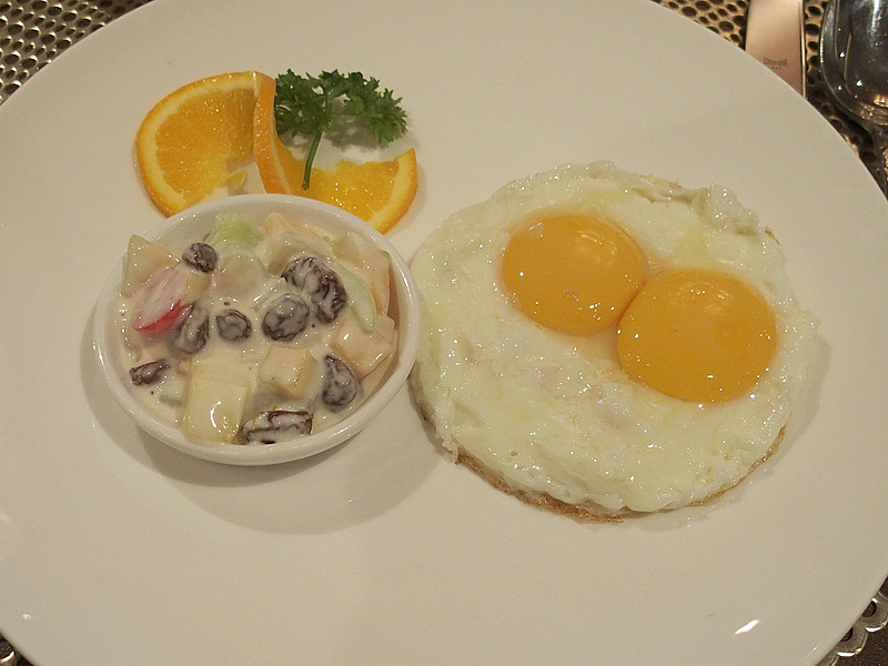 そして2つ目玉焼き