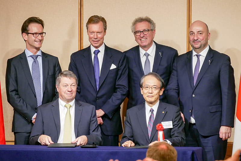 ルクセンブルク商工会議所と、日本商工会議所との間で覚書の調印式が行なわれた