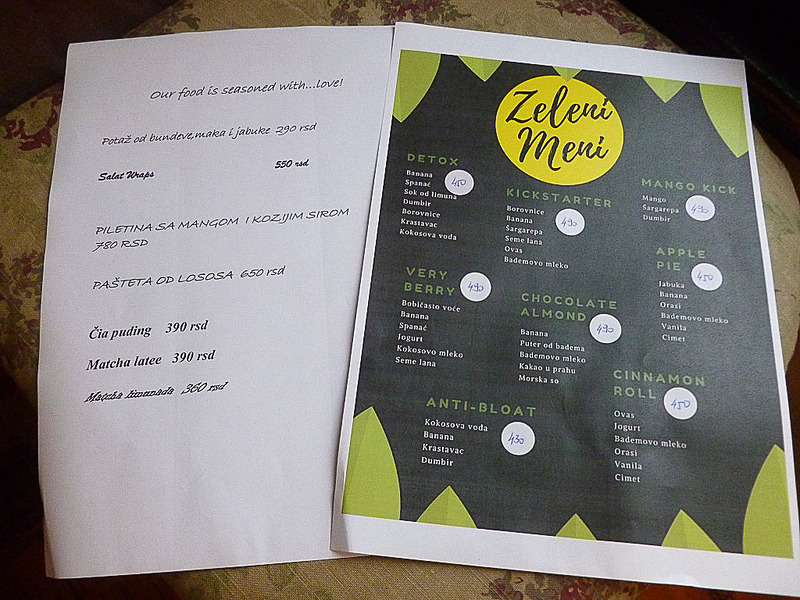 こちらがGreen Dayのメニュー。スムージーの種類も豊富