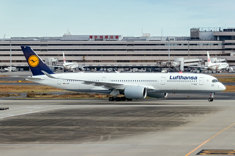 羽田空港に到着したLH714便、エアバス A350-900型機