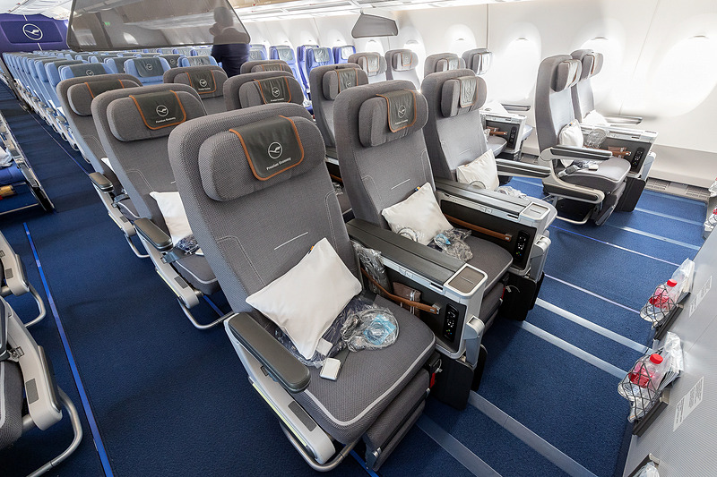 プレミアムエコノミークラスのシート