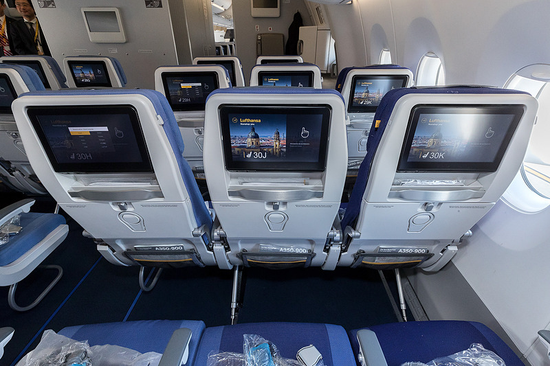 エコノミークラスのシート