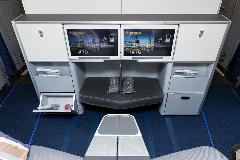 ビジネスクラスのシート