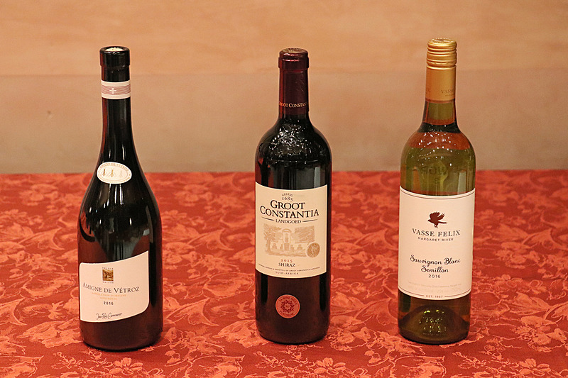 「Amigne de Vétroz/Domaine Jean-René Germanier SA/SUISSE Valais」「Groot Constanita Shiraz/Groot Constantia/SOUTH AFRICA Constantia」「Vasse Felix Sauvignon Blanc/Semillon Margaret River/Vasse Felix/AUSTRALIA Margaret River」