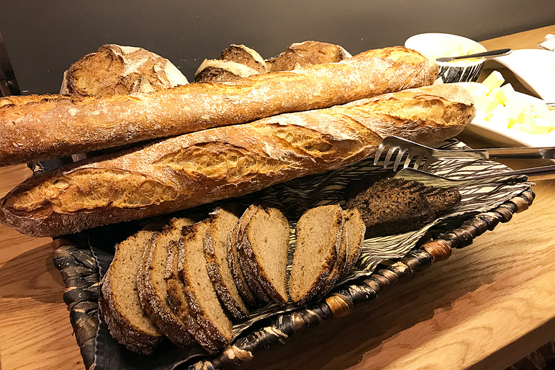 ホテルF6の朝食はフィンランド産のオーガニックフード・野菜を使っています